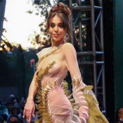 ¿Danna Paola vuelve a las telenovelas como 'Teresa'?