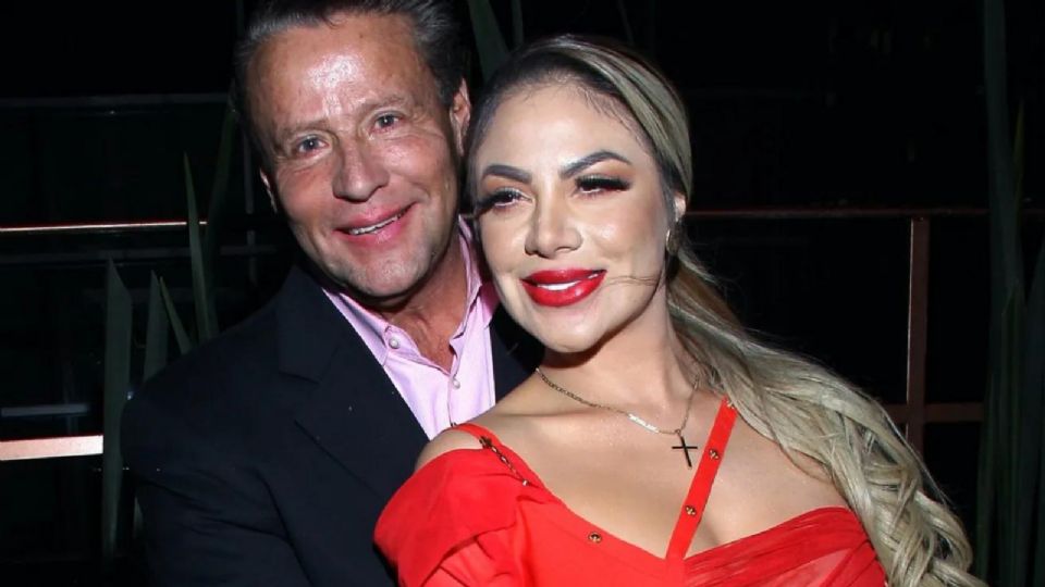 La ex novia del actor busca desmentir sus declaraciones