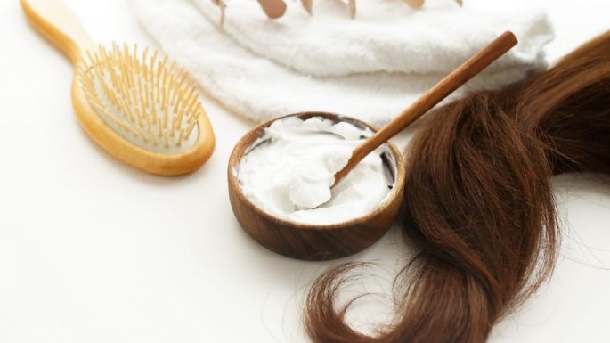 La mascarilla de plátano, miel y aceite de oliva ideal para proteger el cabello dañado