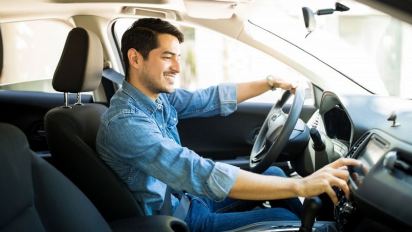 Los conductores pueden deducir sus gastos de gasolina ante el SAT.