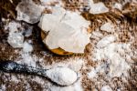 ¿Cómo se utiliza la piedra de alumbre en la cara? Así puedes producir colágeno de forma natural