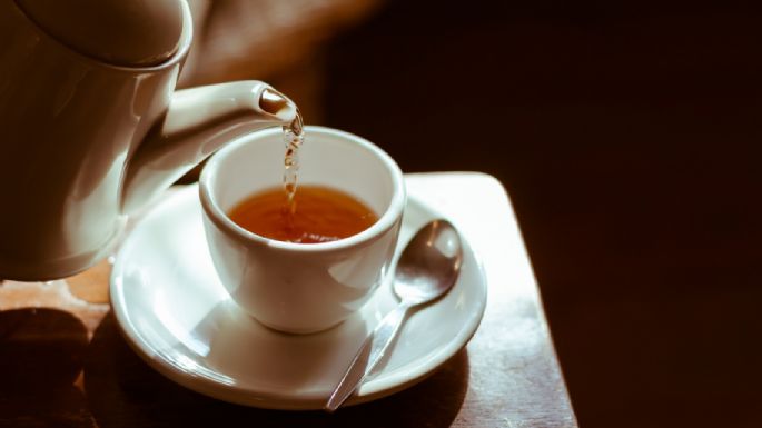 Esta es la infusión que te ayudará a eliminar el sarro de los dientes