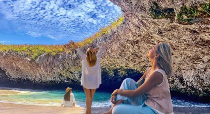 La playa de aguas cristalinas en jalisco a la que solo se puede llegar por el mar