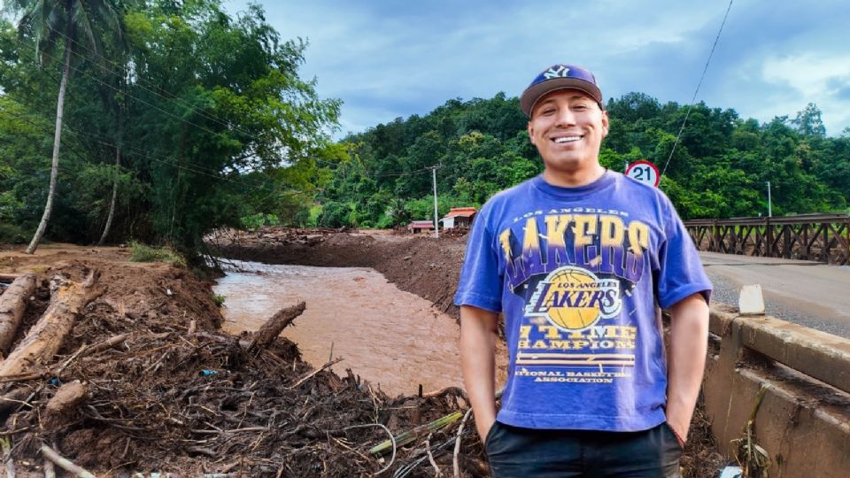 Yulay, entrega ayuda a los damnificados de Poza rica Veracruz.