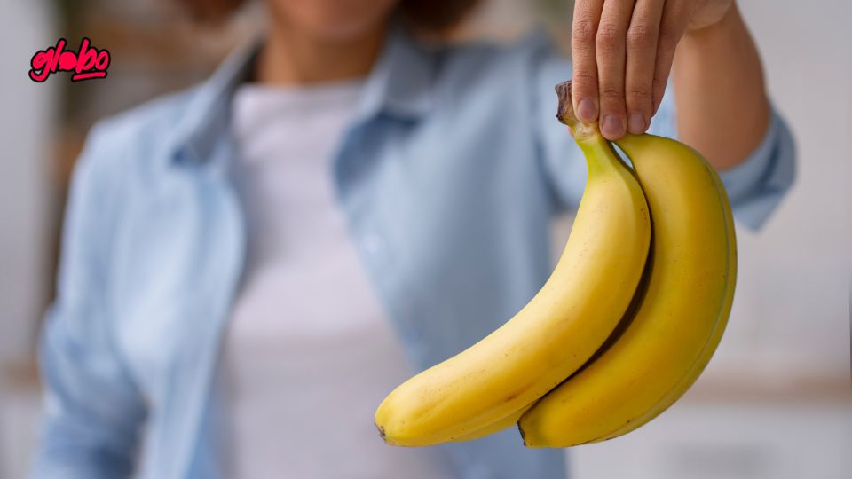 Rica en potasio y nutrientes, esta fruta ayuda a equilibrar el organismo y proteger la salud digestiva y renal.