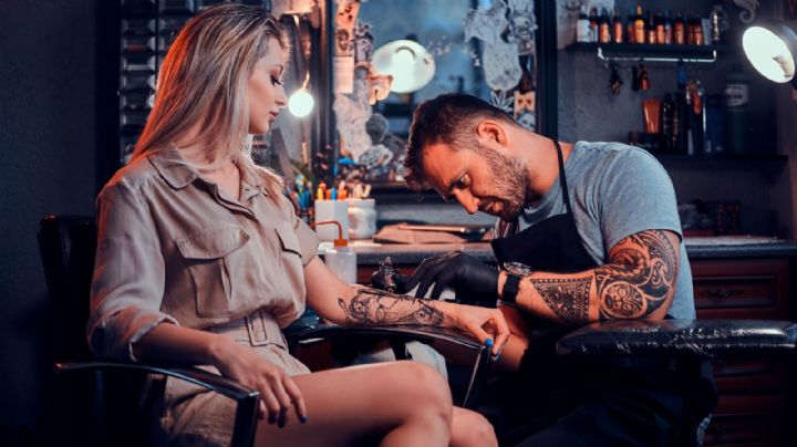 FOTO: El hijo de Yuya se hace su primer tatuaje en el brazo