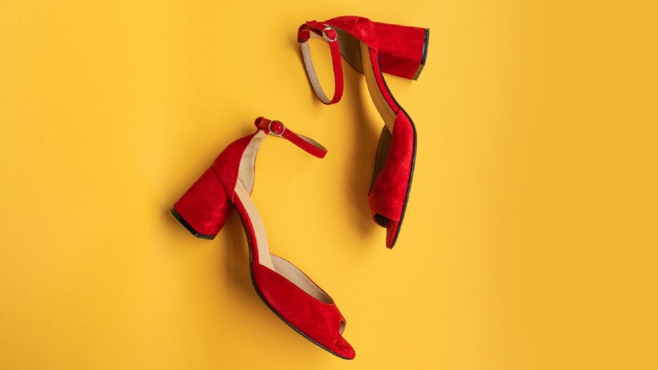 Jacky Bracamontes y Lili Estefan revelan su gran adicción por los zapatos