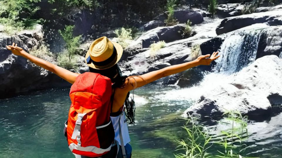 Descubre el río más profundo con aguas termales y cristalinas que se encuentra a 2 horas de Guadalajara, ideal para relajarte y disfrutar de la naturaleza.