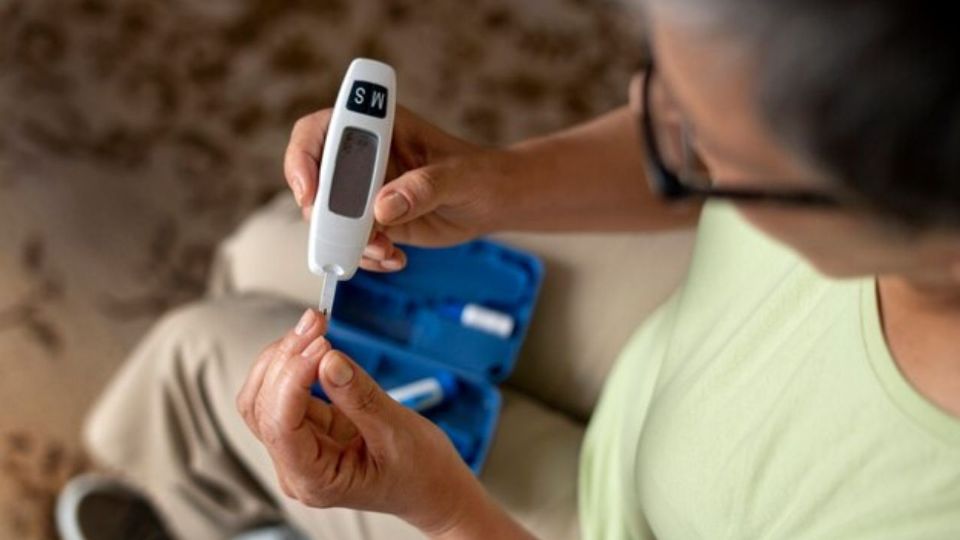 El azúcar alta en la sangre es un problema de salud que puede derivar en enfermedades graves.