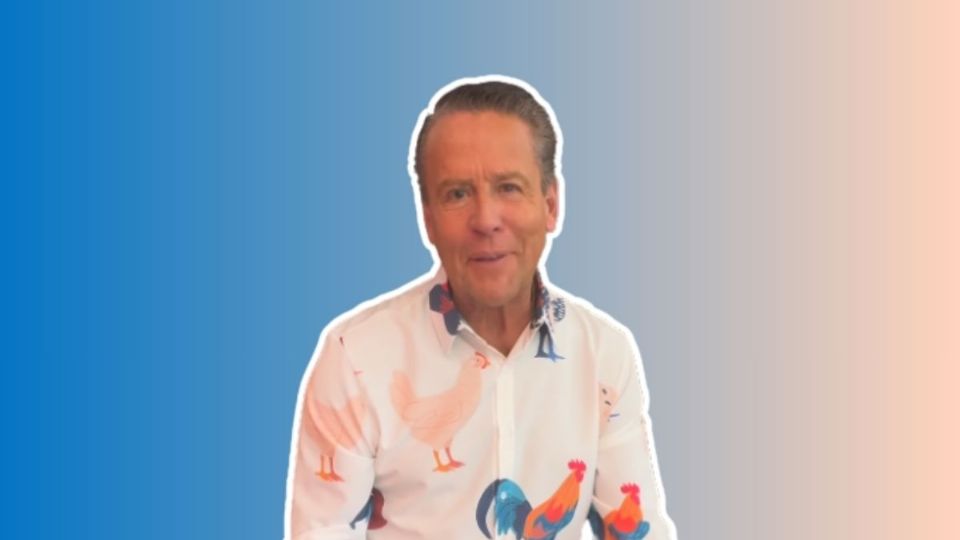 Descubre el enojo de Adame en esta imagen viral. La polémica en TikTok invita a reflexionar sobre interacciones en transmisiones en vivo.