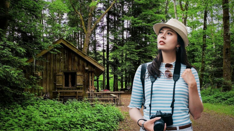 El Pueblo Mágico de Jalisco con bosques de pino y cabañas de madera que van desde refugios rústicos hasta villas.